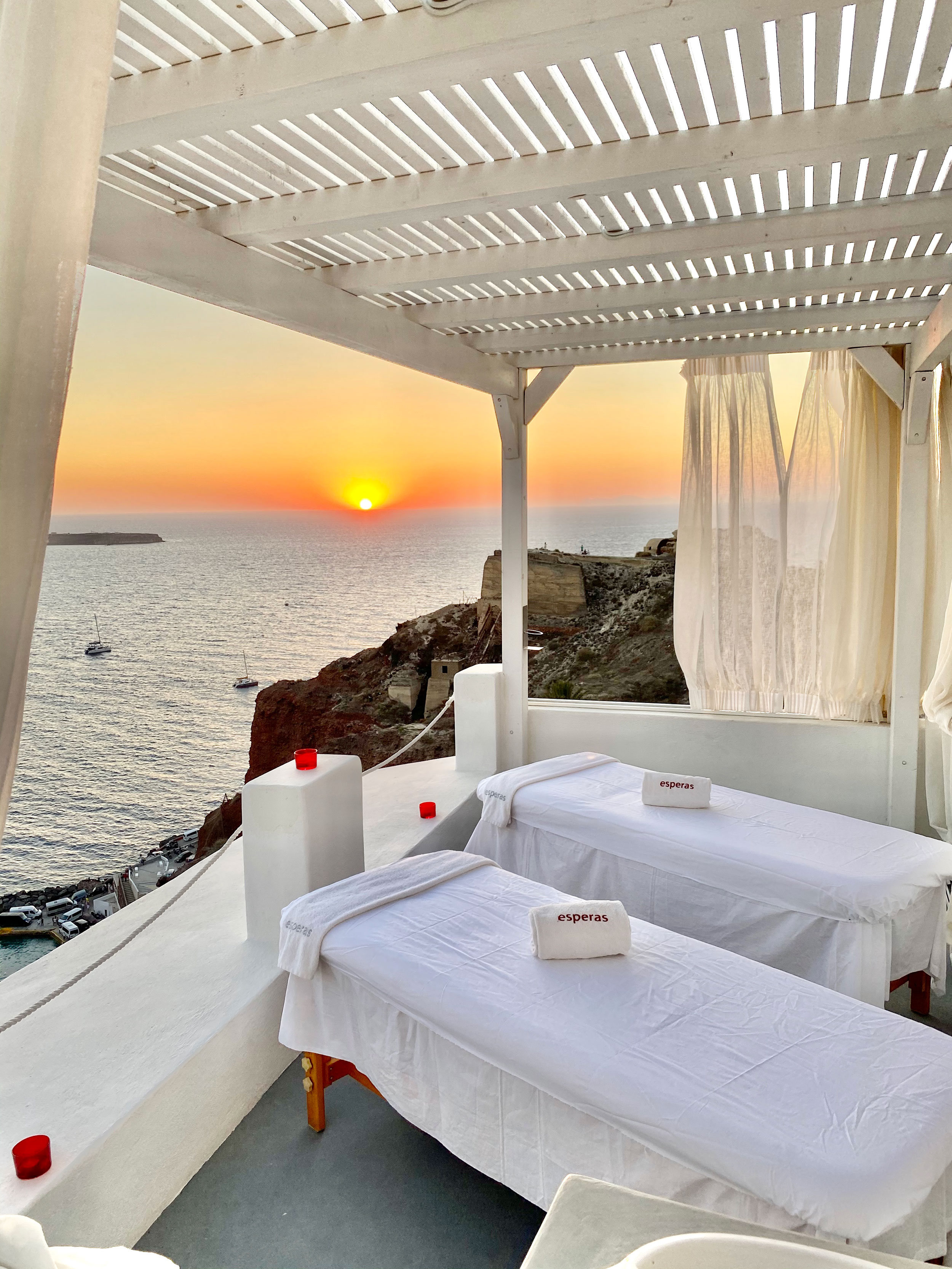 Esperas Santorini Hotel