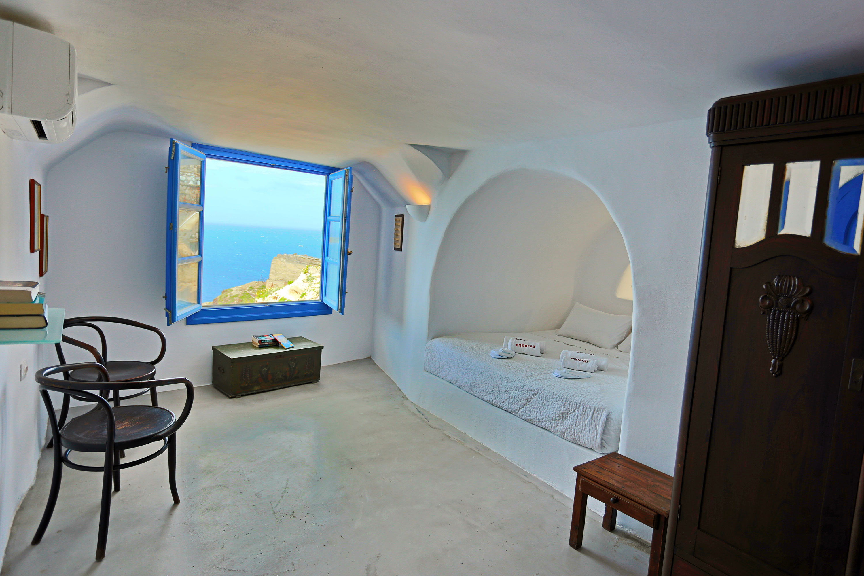 Esperas Santorini Hotel