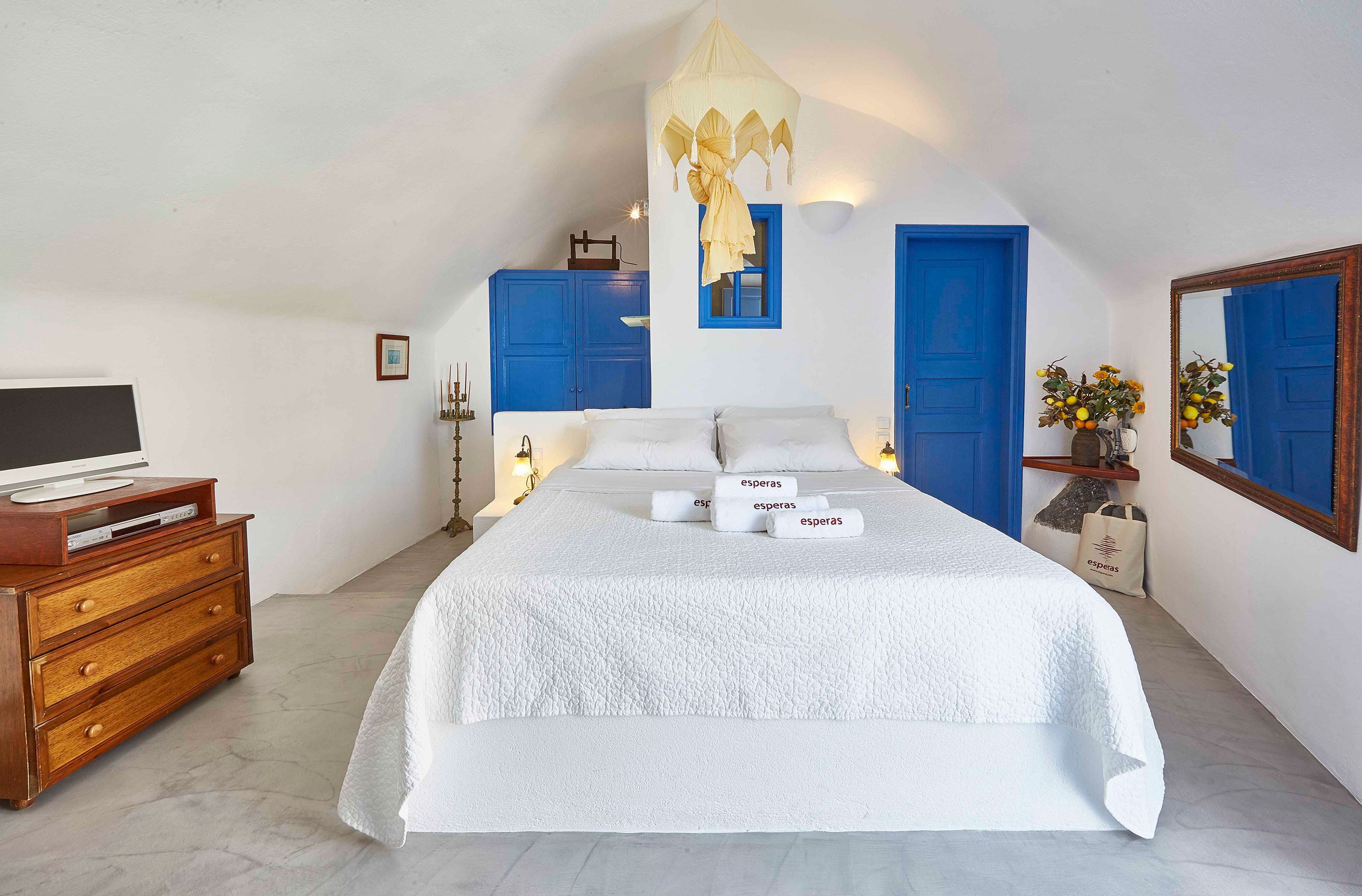 Esperas Santorini Hotel