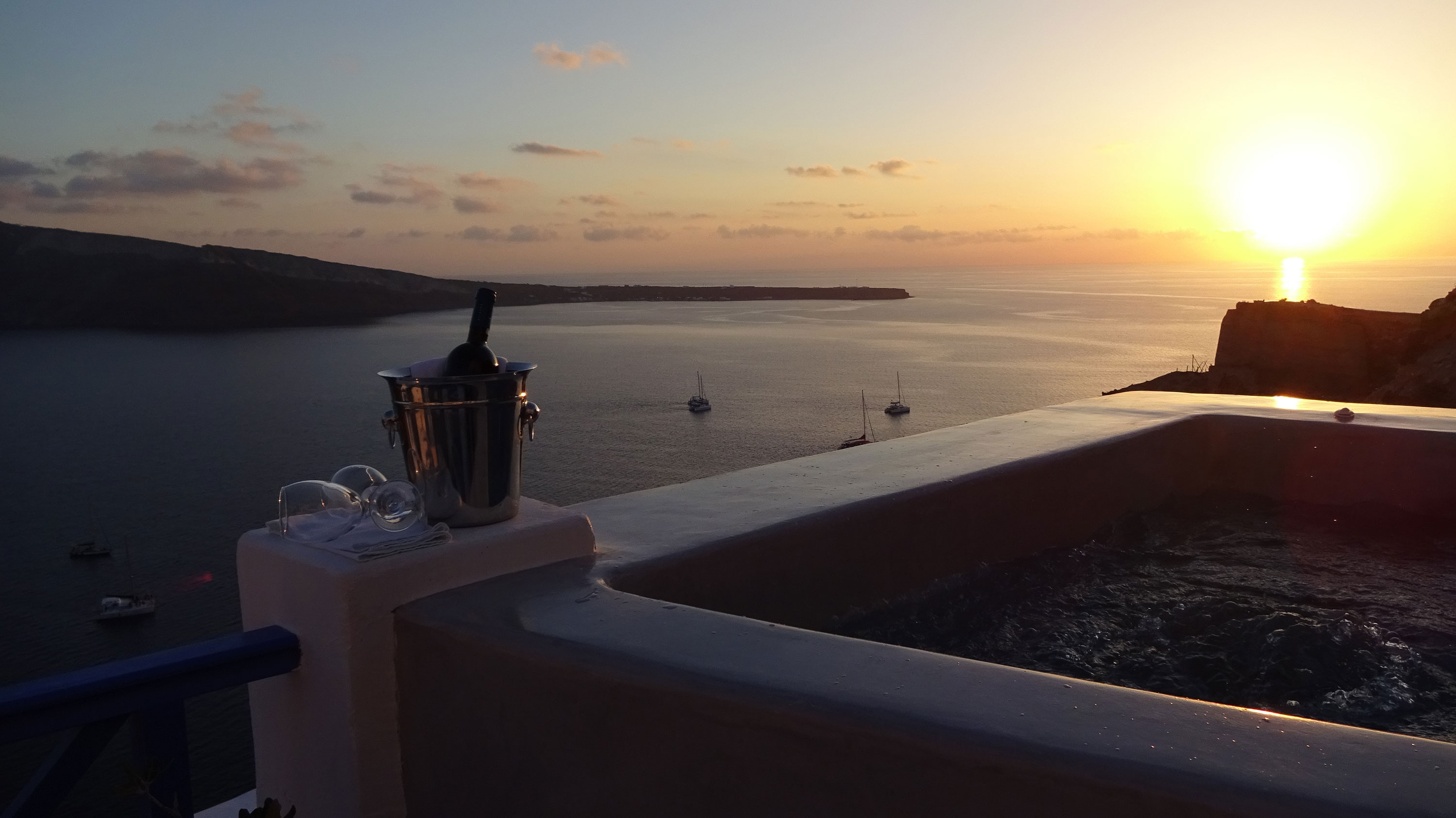 Esperas Santorini Hotel