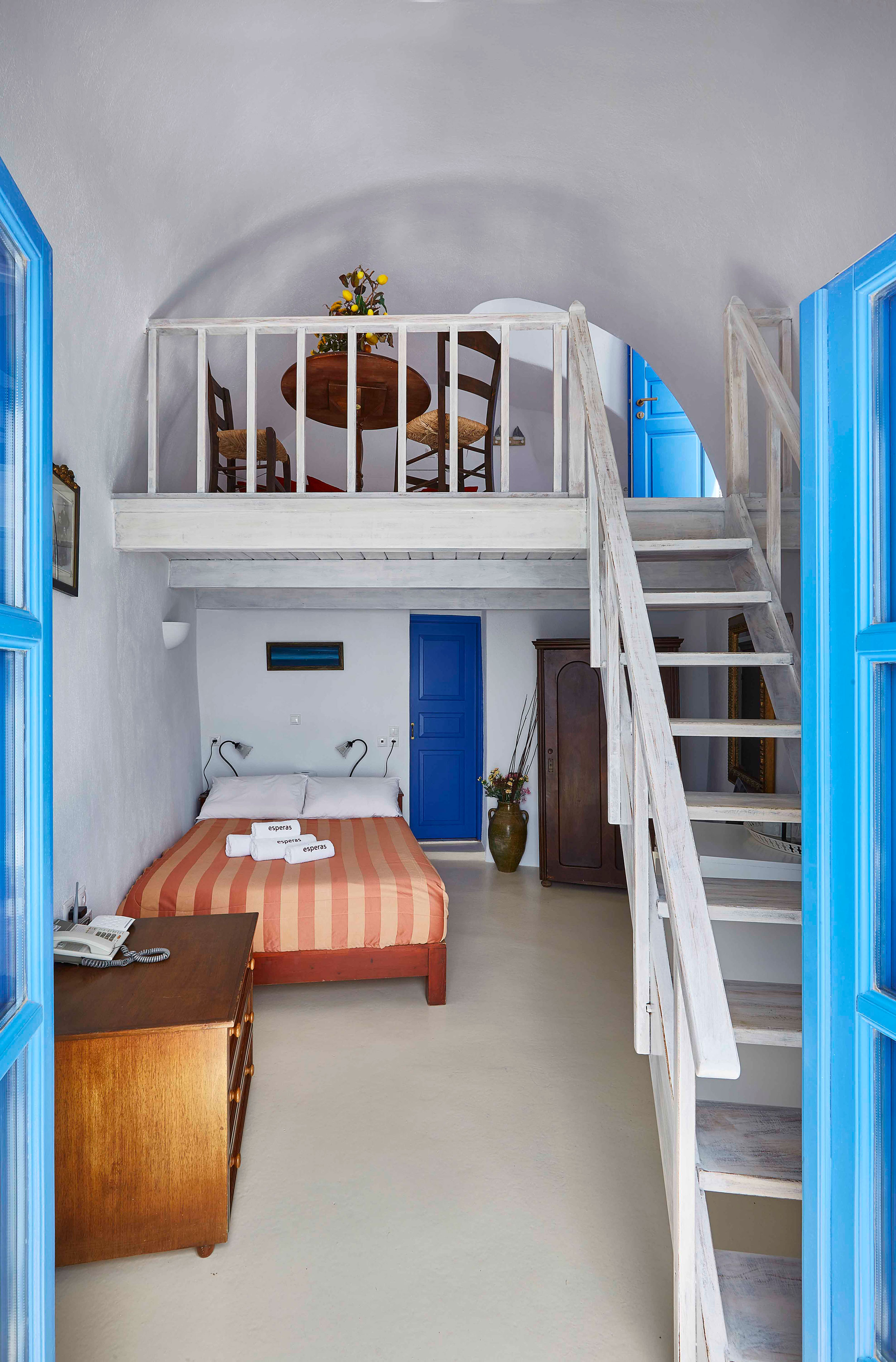 Esperas Santorini Hotel