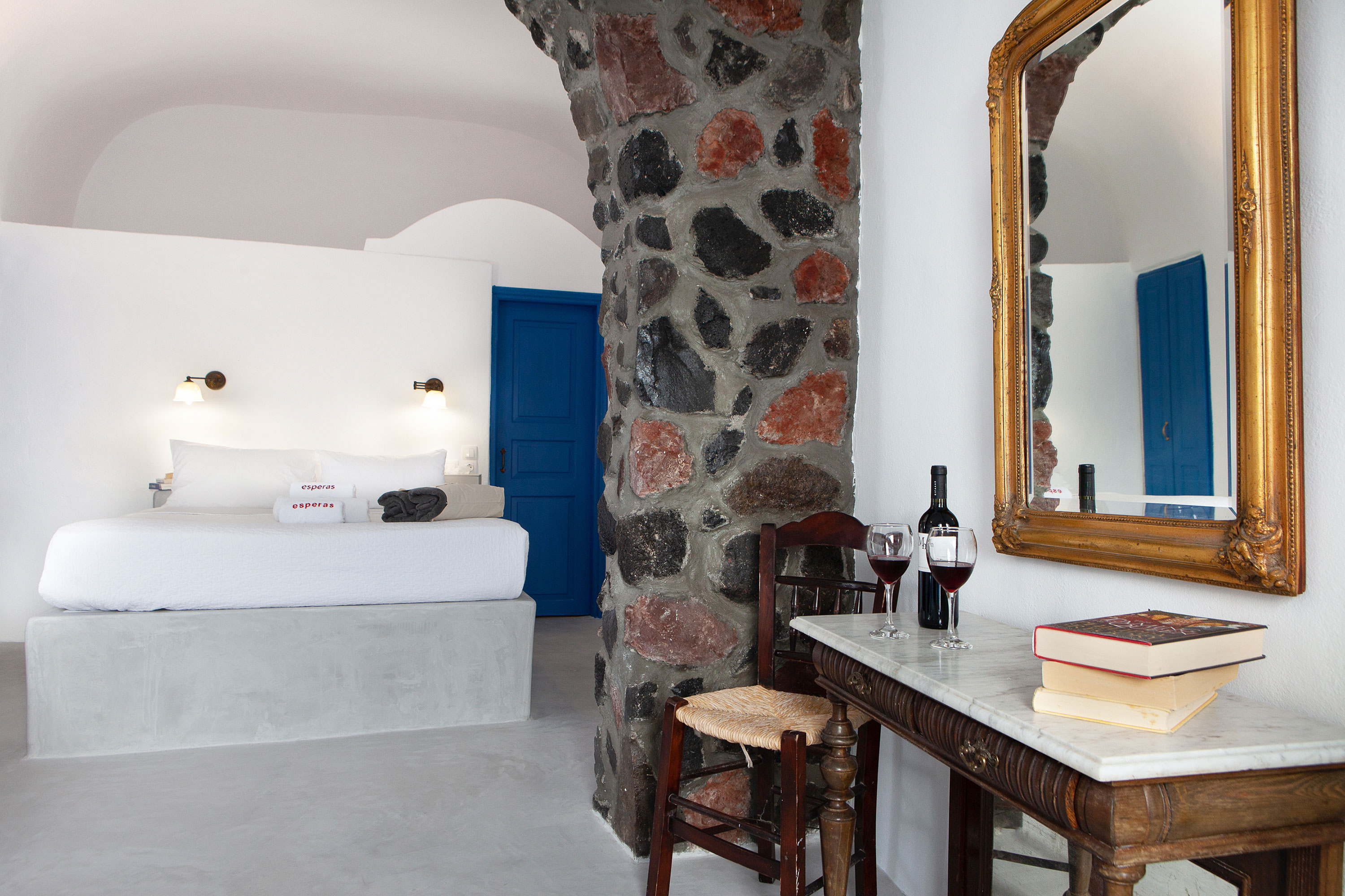 Esperas Santorini Hotel