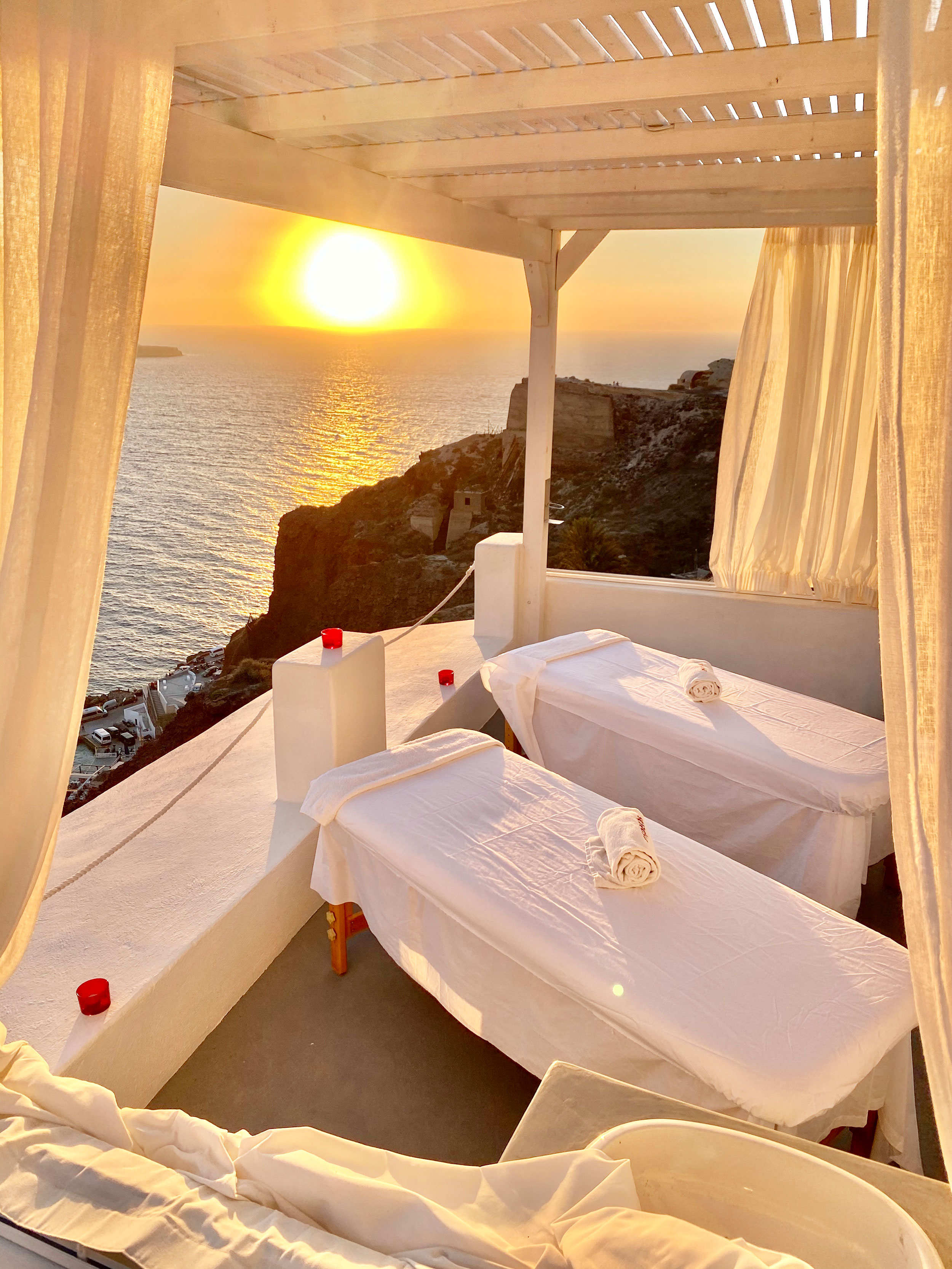 Esperas Santorini Hotel