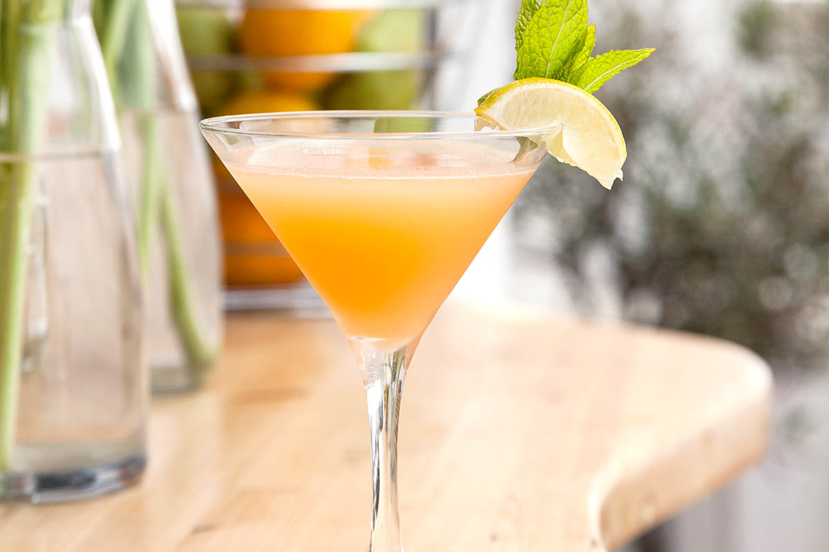 6 Cocktails that you will never forget during your stay in Santorini and Esperas Hotel